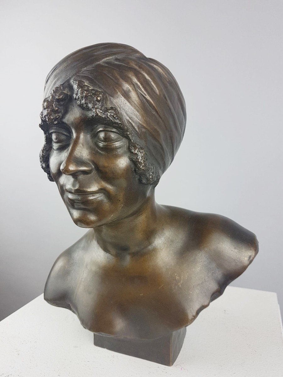 Matton A. Bust Of An African, Bronze With Brown Patina-photo-2