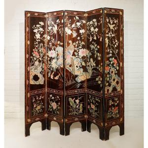 Chinese Screen In Engraved And Polychrome Wood With 5 Leaves