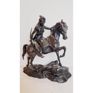 Sculpture En Bronze - Indien à Cheval