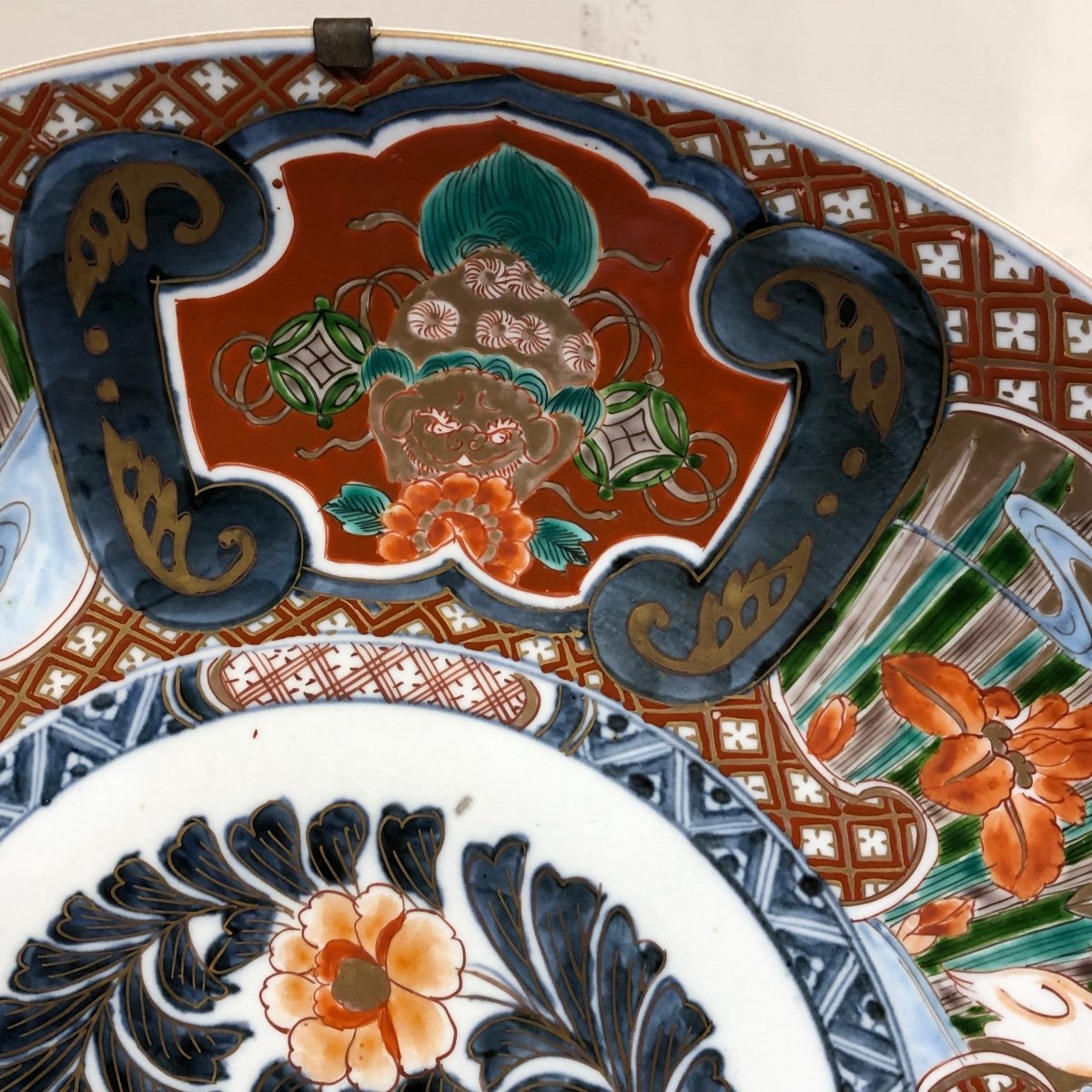 Important Plat En Porcelaine Imari 19 ème Japon , Période Meïji -photo-1