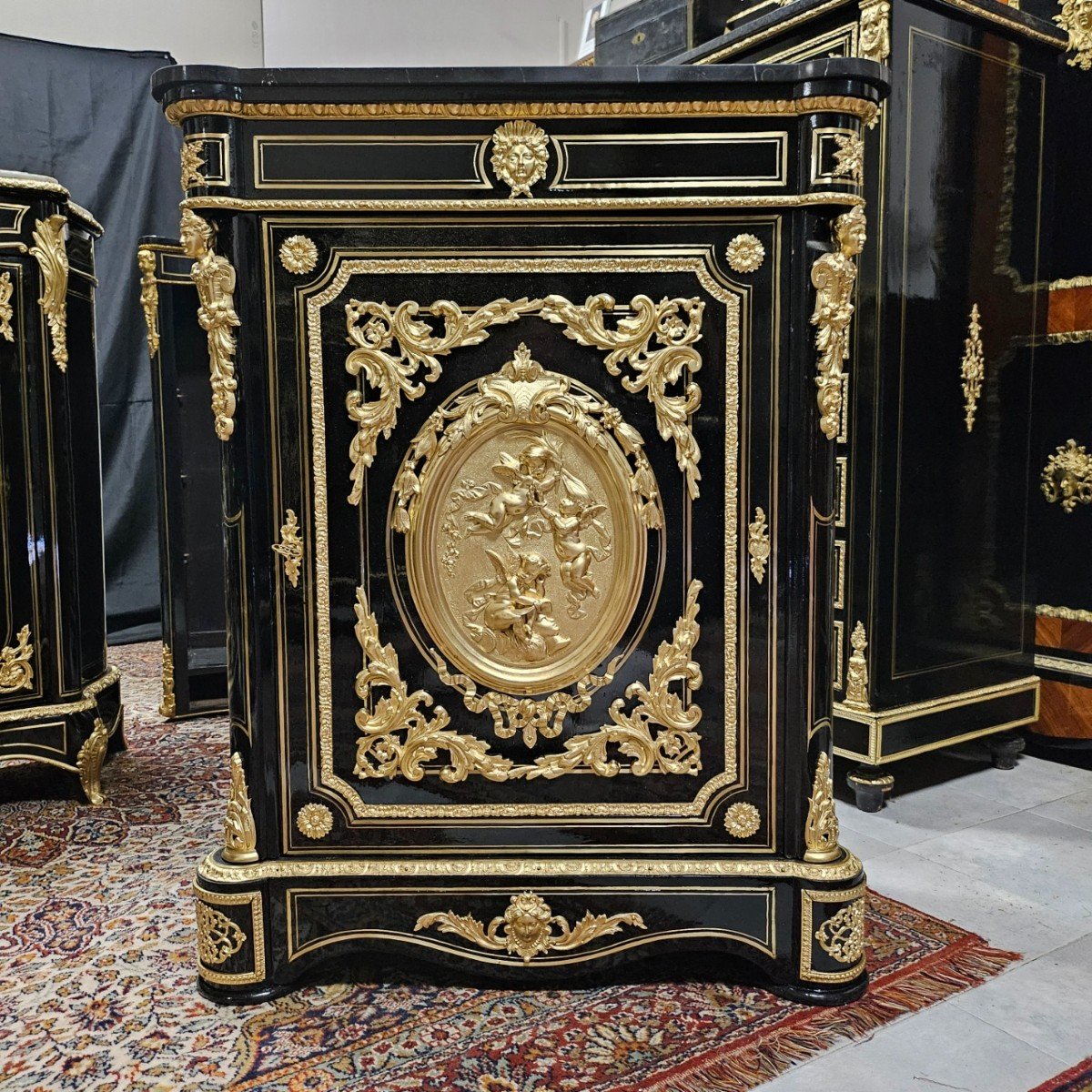 Meuble d'Appui à Médaillon Signé Bertaux En Marqueterie Boulle  époque Napoléon III Napoleon 3