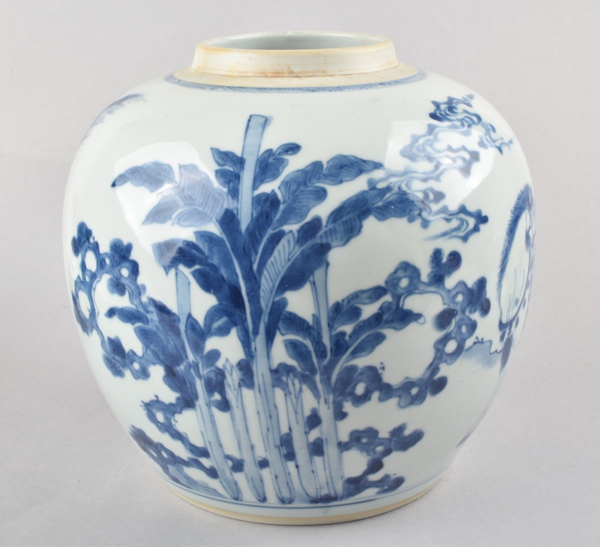 A Chinese Blue And White Jar  With Figures . Kangxi (1662-1722)-photo-2