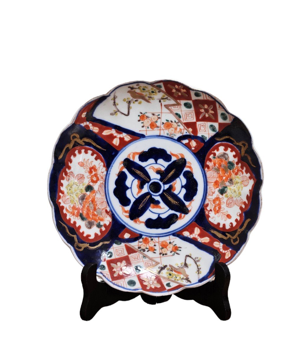 Porcelain Plate, Imari Japan - Asian Art