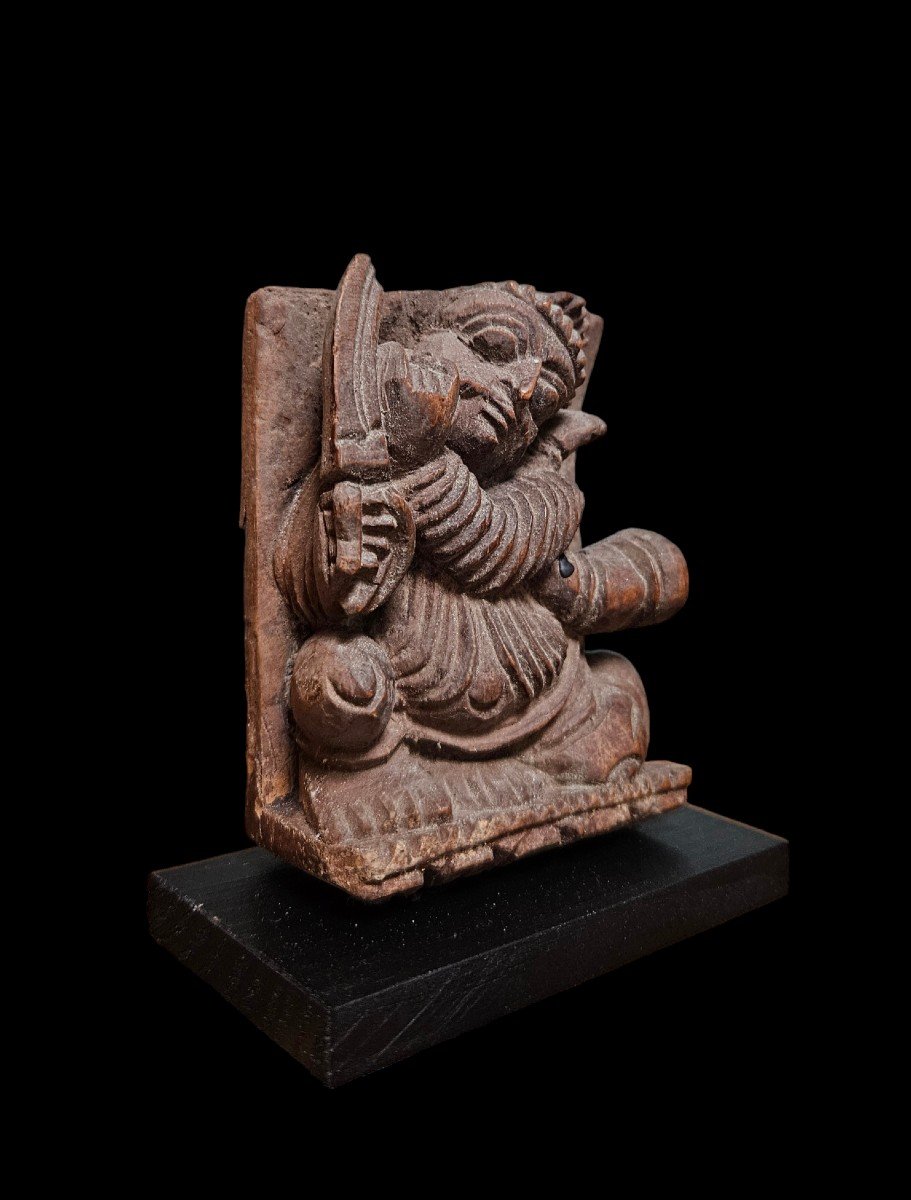 Temple Guardian Wood India 19th Century-photo-2