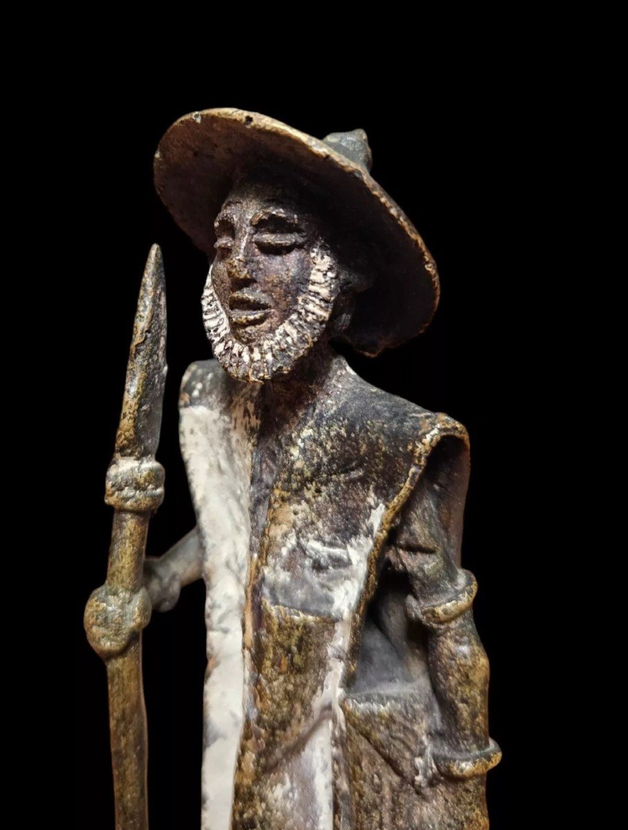 Bronze Dogon Hunter - Early 20th Century African School-photo-3