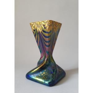 Helicoidal Vase In Bohemian Blown Glass Circa 1880/1900 - Art Nouveau