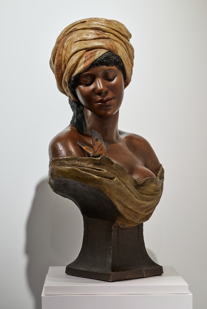 Goldscheider, Femme Au Papillon, Terre Cuite Orientaliste Africaniste