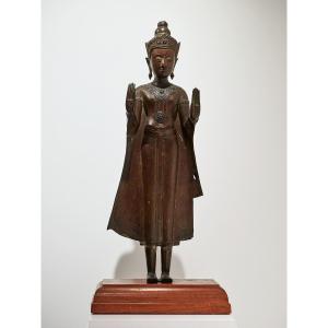 Boudha Paré, Ayutthaya In Bronze On Base.