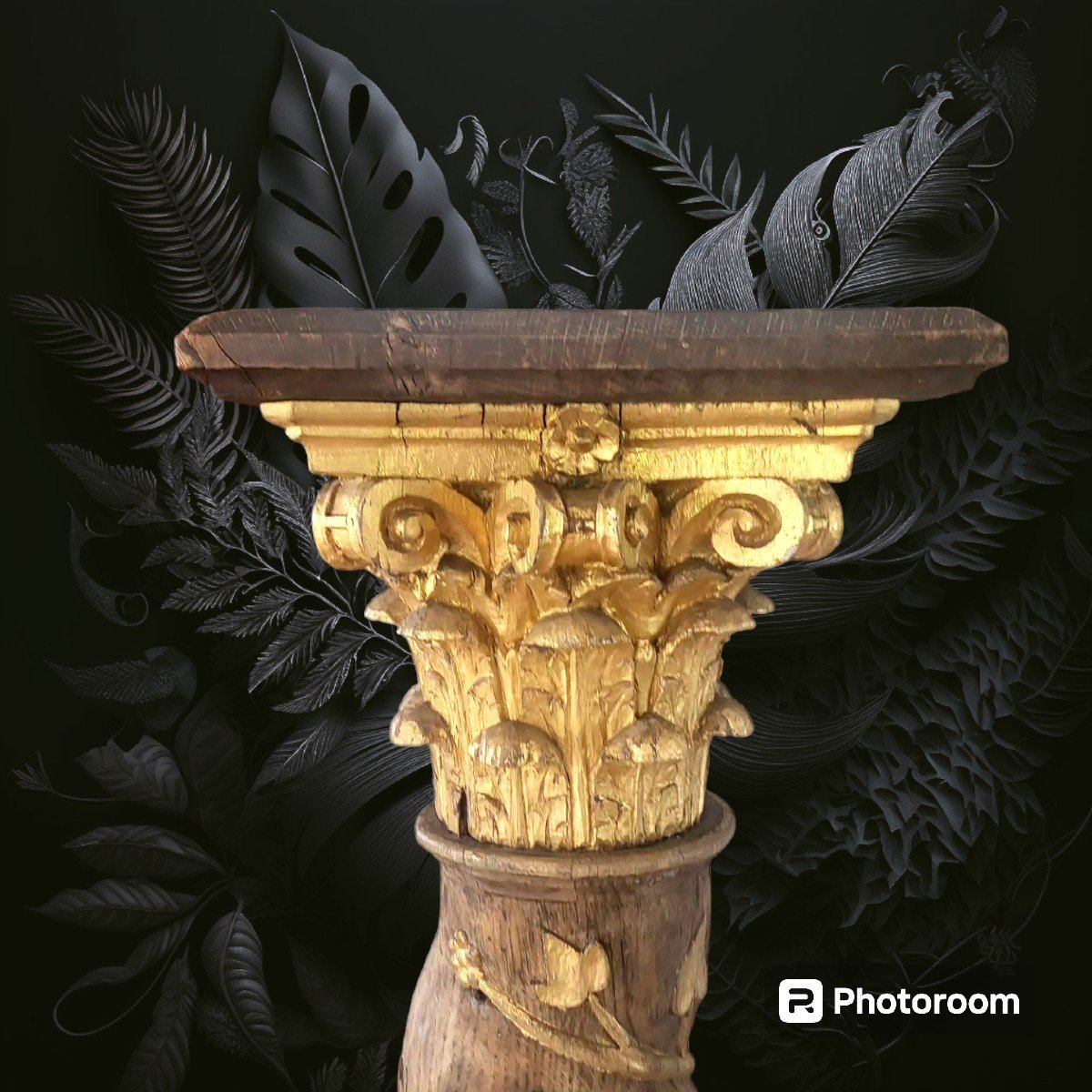 Golden, Twisted Wooden Column With Corinthian Capital From The 17th -photo-4