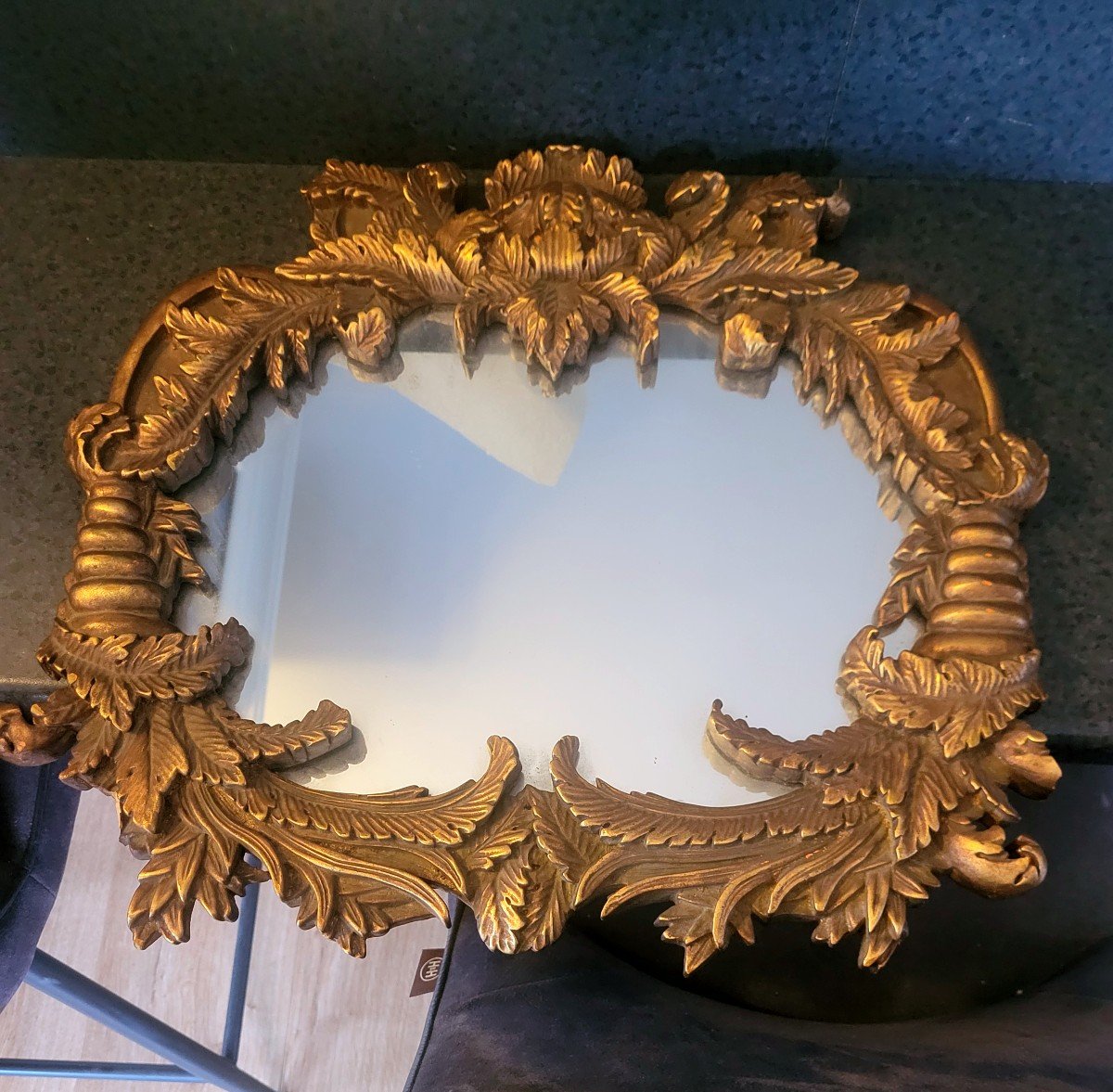 Cartoccio Wall Mirror In Gilded Wood From The 18th Century