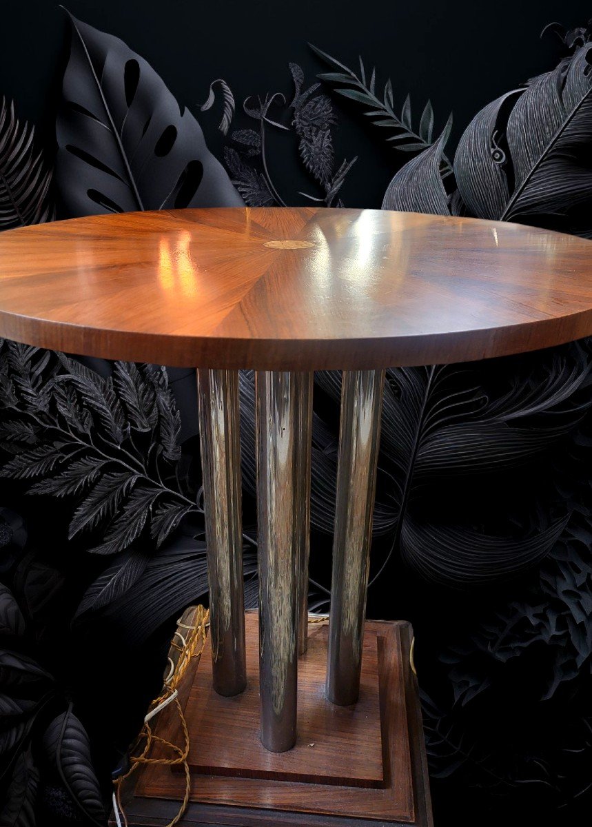 Tubular Pedestal Table 