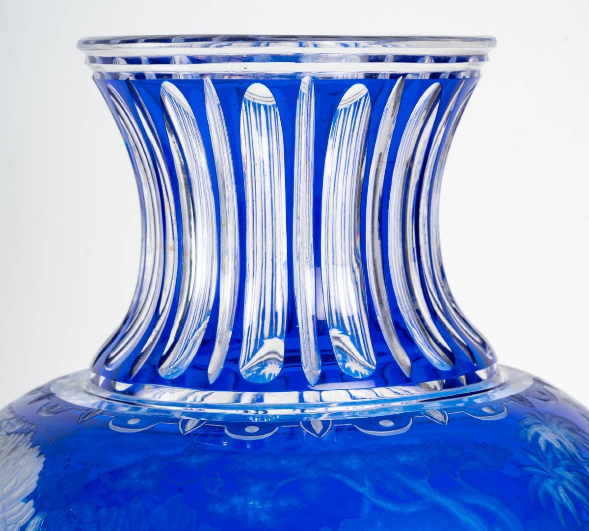 Large Blue And White Overlay Vase Attributed To "baccarat" Or St Louis 1870-photo-2