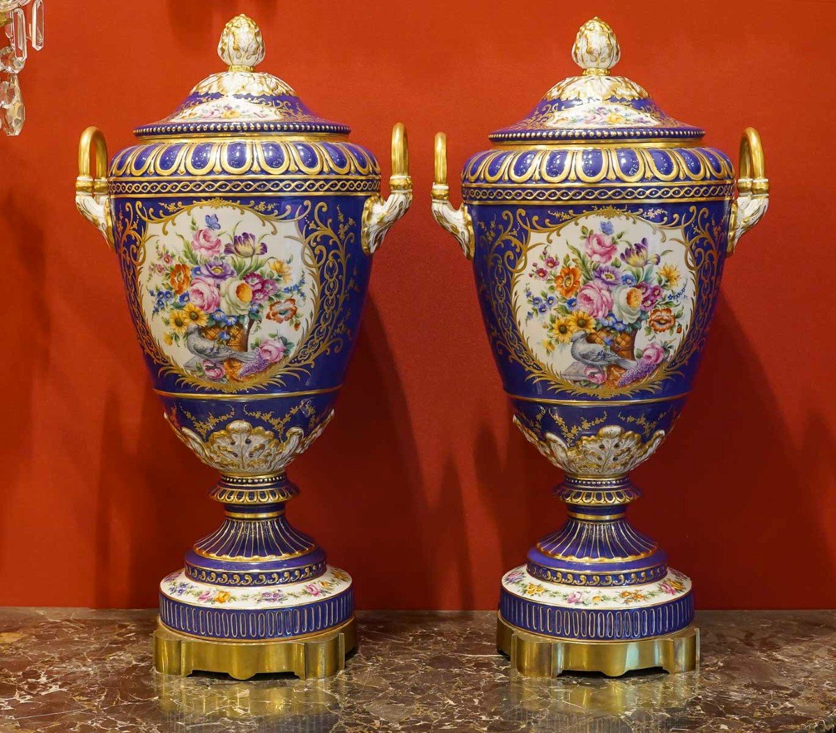 Le Tallec "pair Of Very Large Covered Sèvres Blue Pots" With 18th Century Flower Patterns-photo-2