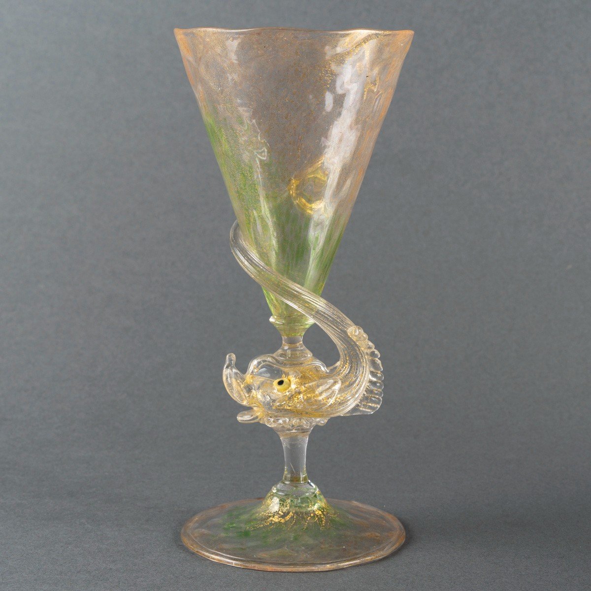 Salviati Dott Antonio 1875 Verre Au Dauphin   ( Venise )