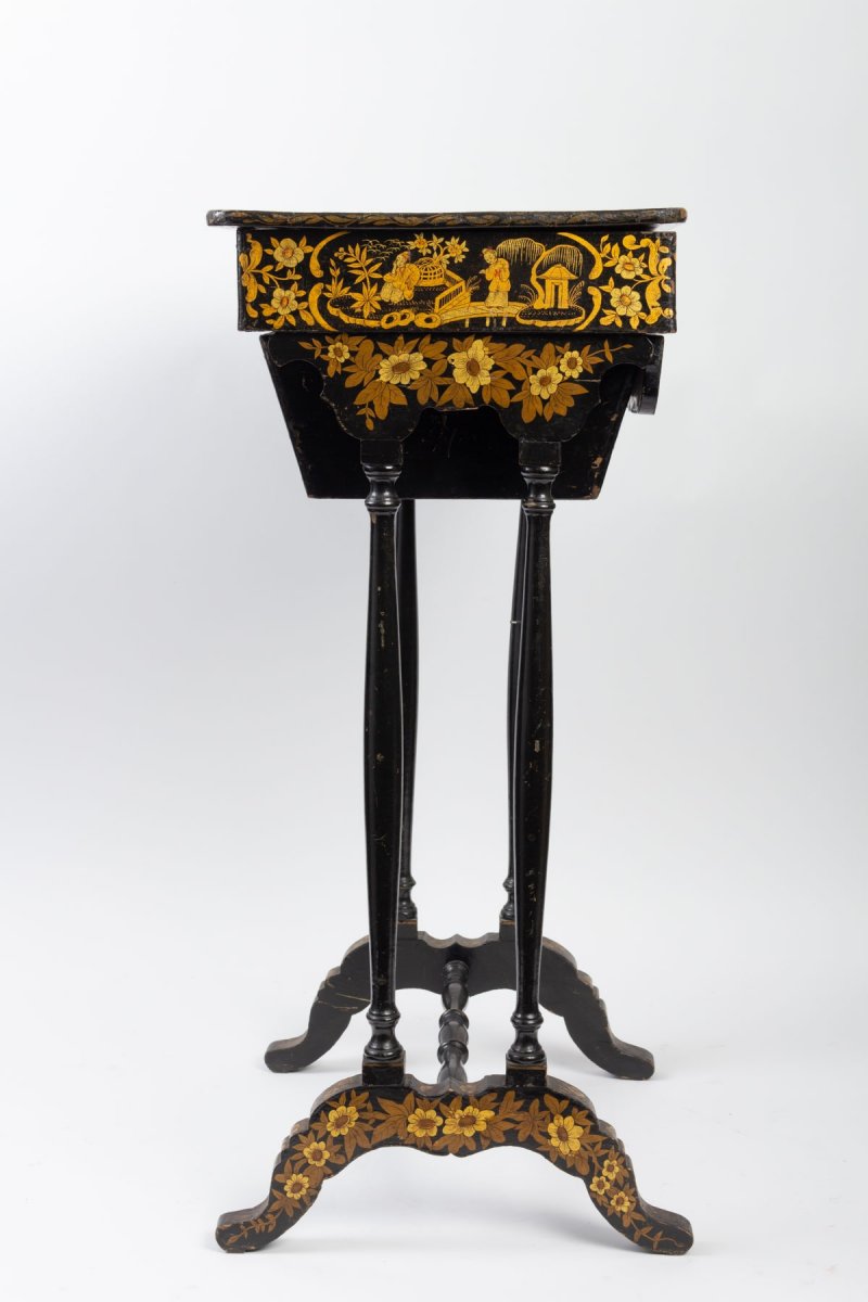 19th Century Black Lacquer And Gold Table-photo-1