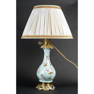 Lampe céladon avec Roses   "Paris XIX ème