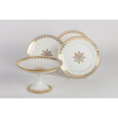 12 Plates And A Display: Manufacture De Sèvres 1883