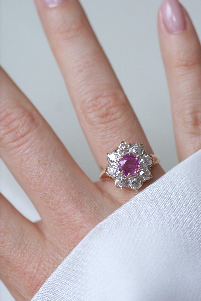 Cluster Ring With 1.20 Cts Pink Sapphire And Diamonds In Rose Gold-photo-2