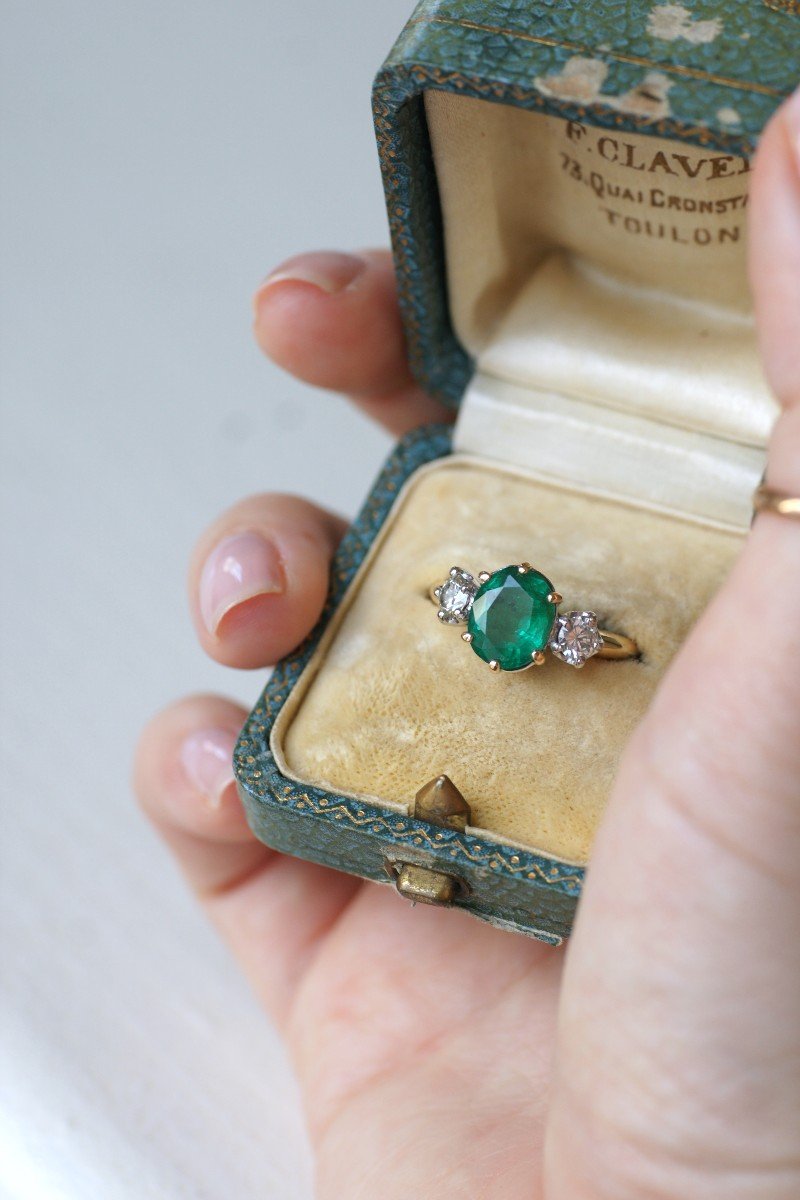 Vintage Trilogy Ring Emerald 2.20 Cts And Diamonds On Gold And Platinum-photo-3