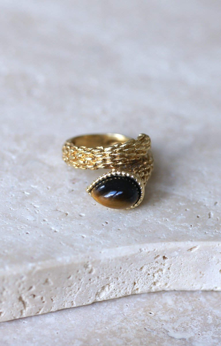 Bague Boucheron Serpent Bohème Or Jaune Et Oeil De Tigre, Par André Vassort, Circa 1970