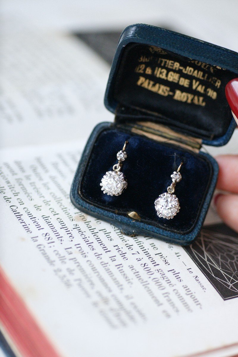 Boucles d'Oreilles Dormeuses Anciennes Diamants 2,45 Cts Sur Or Et Platine-photo-3