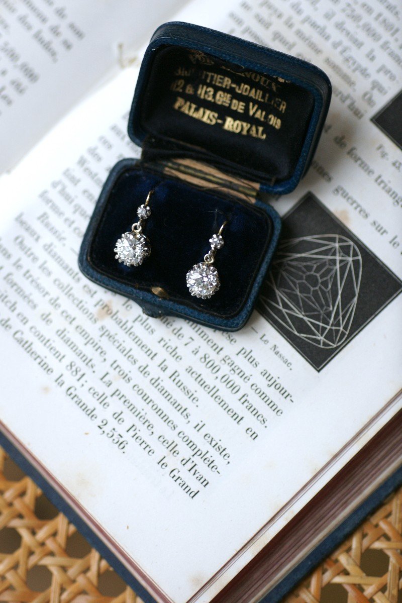 Boucles d'Oreilles Dormeuses Anciennes Diamants 2,45 Cts Sur Or Et Platine-photo-5