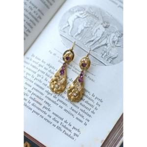 Boucles d'Oreilles Pendants Anciens Grenats Et Perles Sur Or Jaune