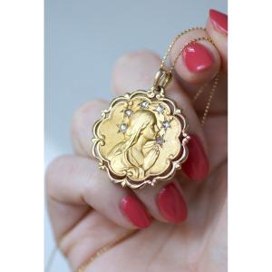 Médaille Ancienne Vierge Marie Diamants Or Jaune Art Nouveau