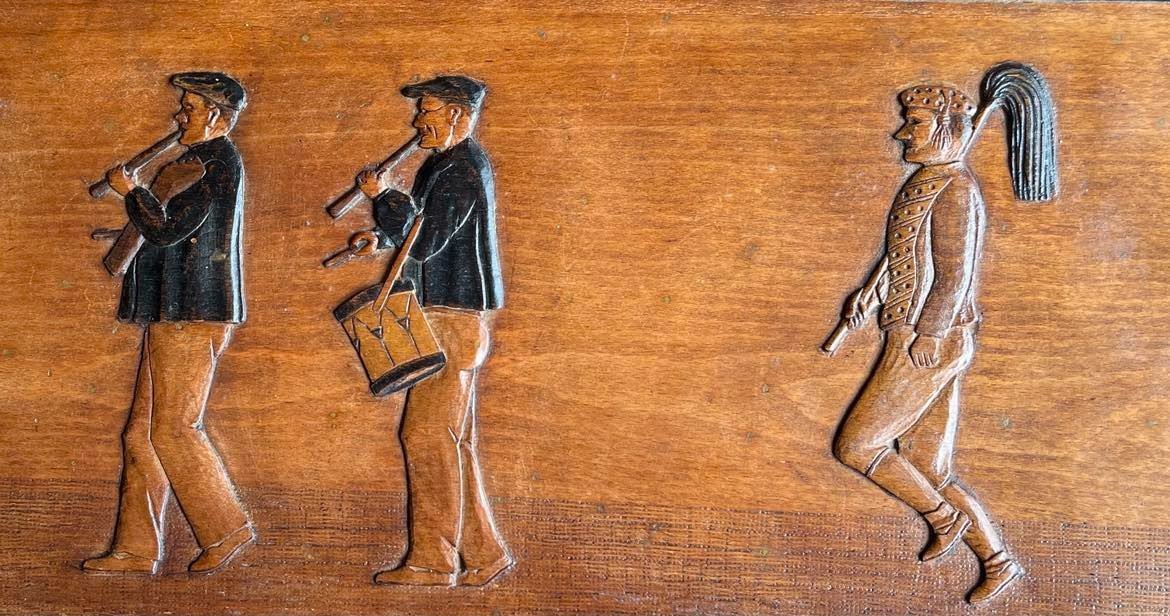 Carved Wooden Panel With Basque Dancers And Musicians L: 112 Cm H: 31 Cm-photo-3