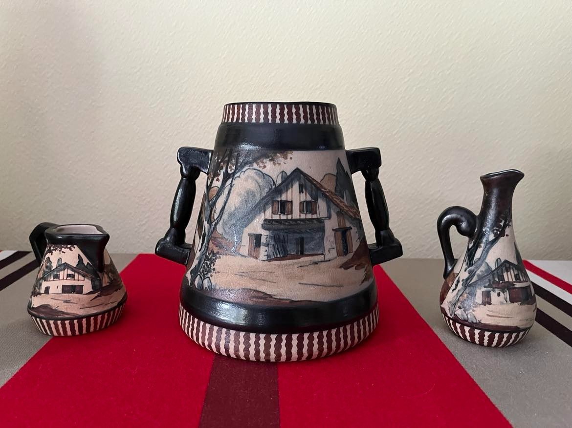 Lot Of Basque Stoneware From Ciboure, With Ferreta, Pitcher, And Cruet, Fischer Period, Signed David-photo-1