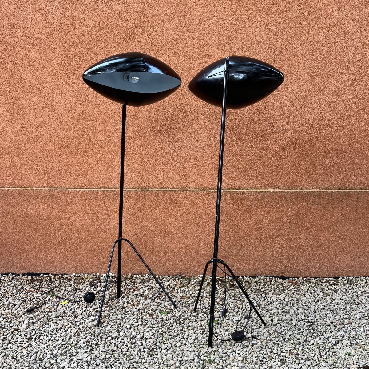 India Mahdavi 'fantomas' Pair Of Lamps / Floor Lamps, Eye-ball Design, Black Lacquered Steel-photo-2