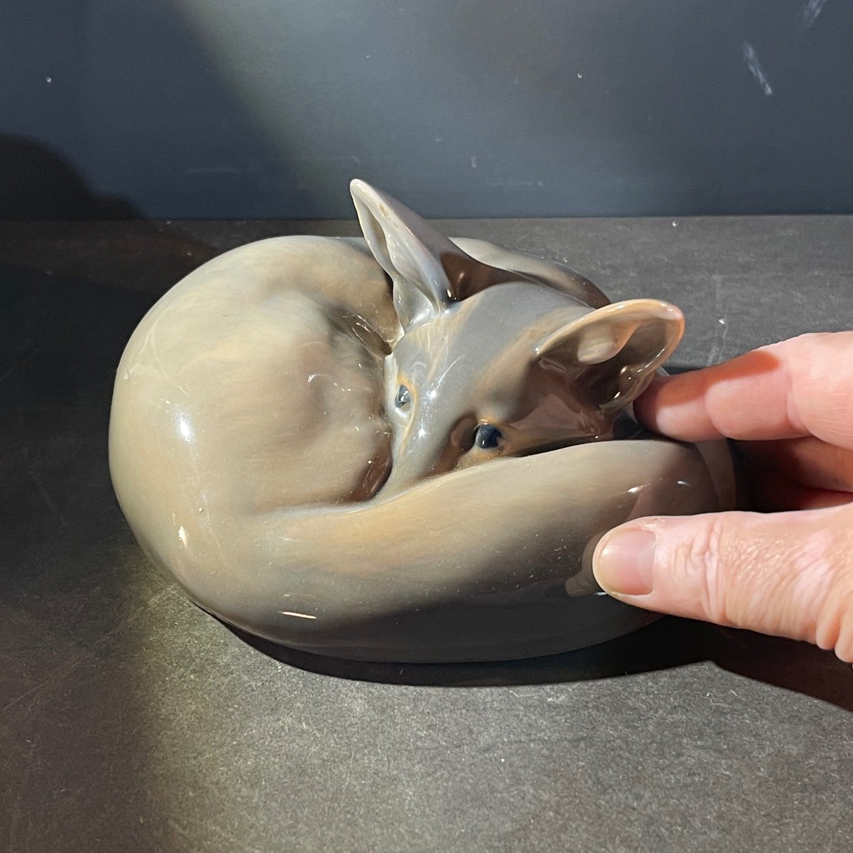 Erik Nielsen Royal Copenhagen, Sleeping Fox, Animal Figurine Sculpture, Porcelain-photo-2