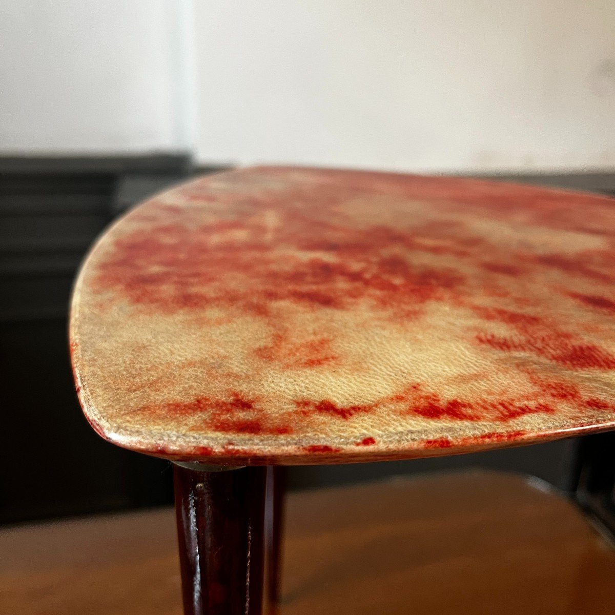 Aldo Tura, Coffee Side Table, Red Dyed Goatskin Parchment Lacquered Italy Ca 1970-photo-1