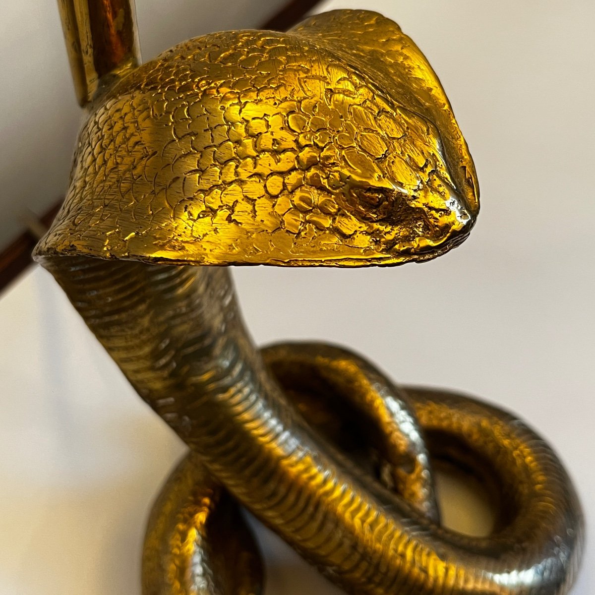 Maison Jansen, Gilt Bronze 'cobra' Table Lamp, Hollywood Regency Ca 1970-photo-4