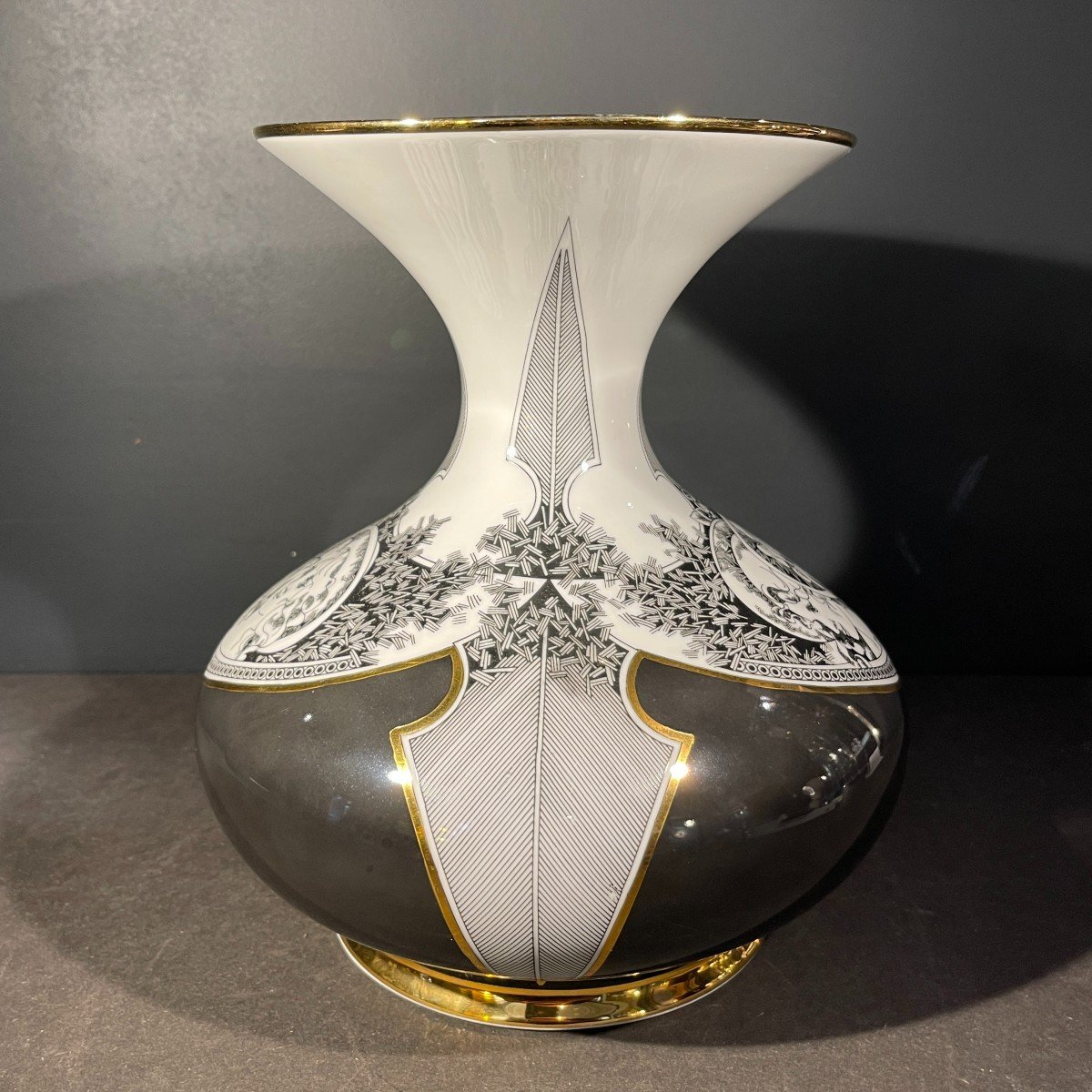 Endre Szasz Pour Hollohaza Hungary, Grand Vase En Porcelaine Doré, 1970s-photo-5