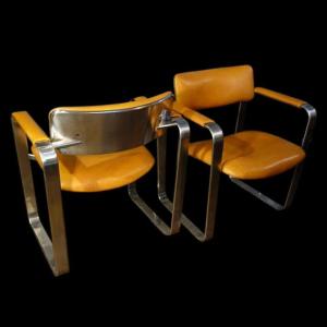 Eero Aarnio " Executive " Mobel Italia, Paire De Fauteuils Métal / Cuir, 1968