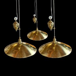 Set Of 3 Hollywood Regency Style Height Adjustable Pendant Lights, Gilt Brass, Italy Ca 