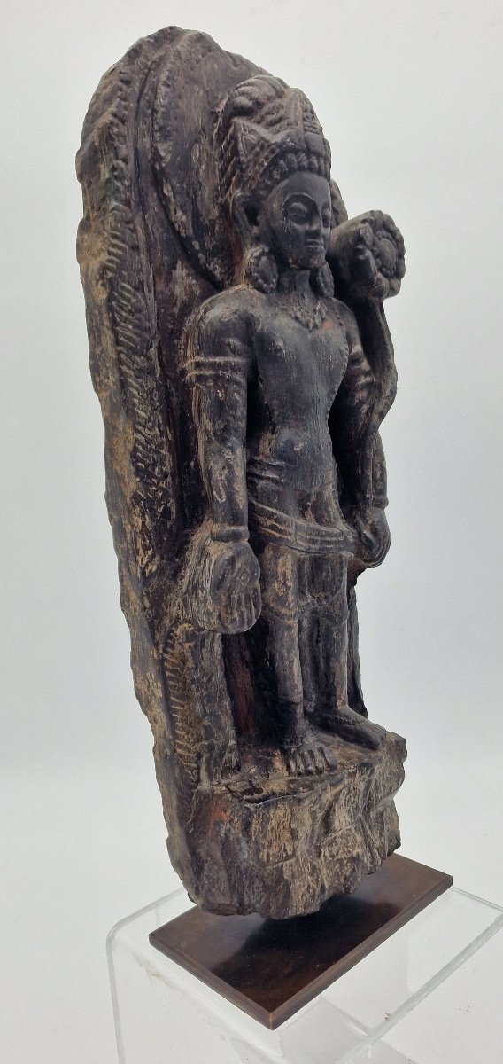 Nepal - Basaltic Stone Stele - Padmapani - 13th Century.-photo-3