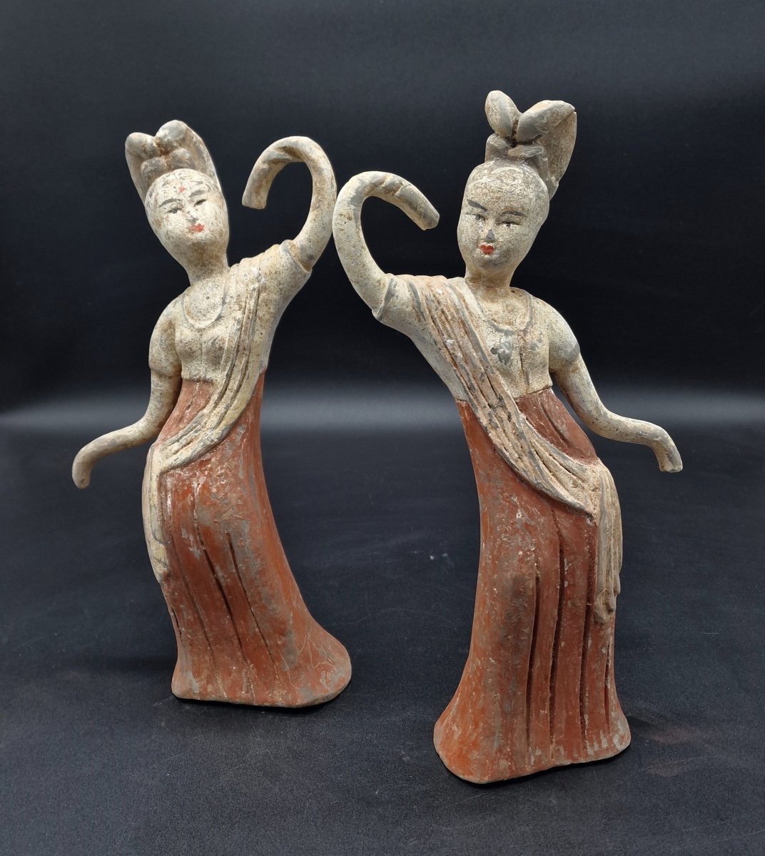 China - Pair Of Dancing Girls - Tang Dynasty - Tl.