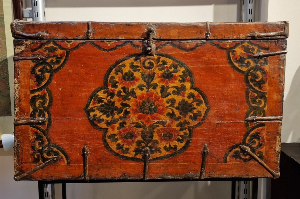 Tibet - Wooden Chest Painted On Fabric - Floral Decor - 18/19th.