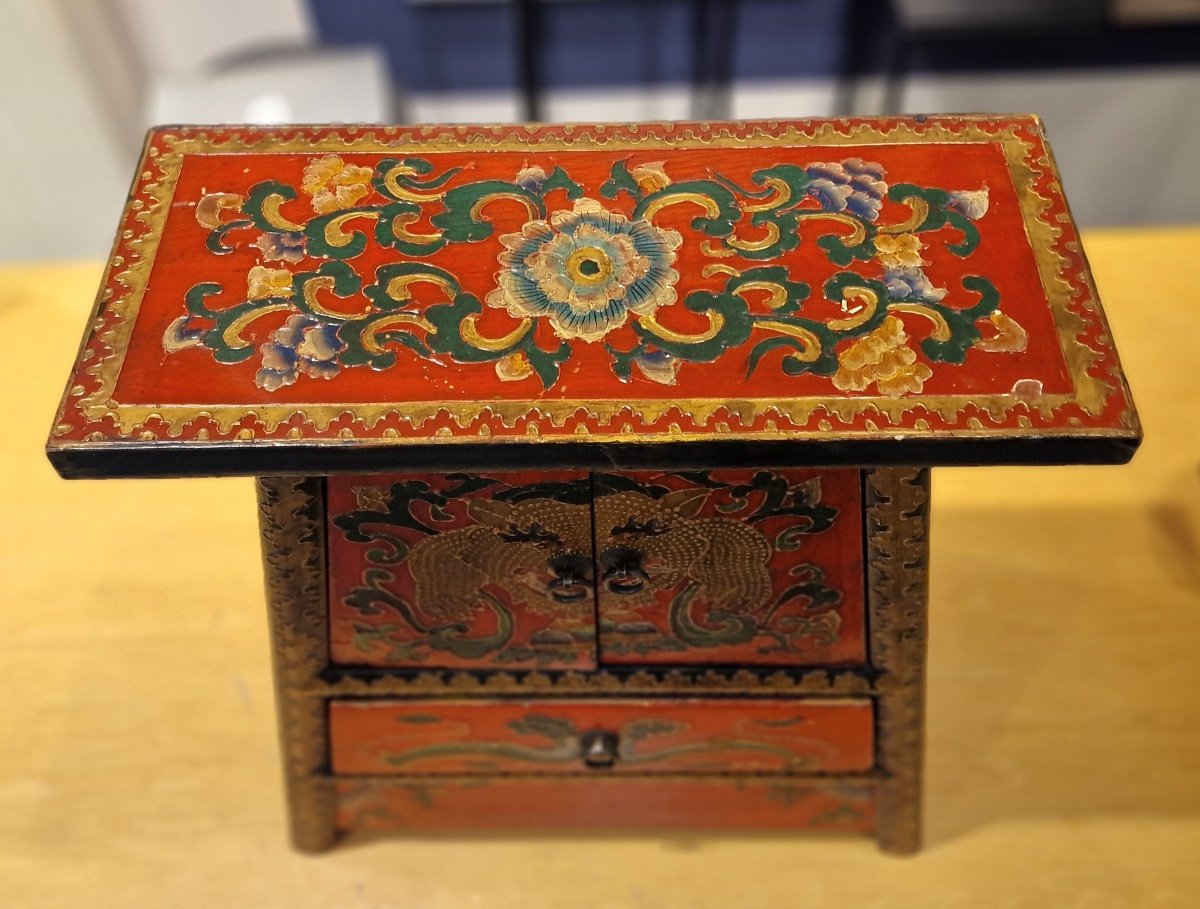 Tibet - Small Cabinet Decorated With Chimera And Tigers - 20th Century.-photo-3