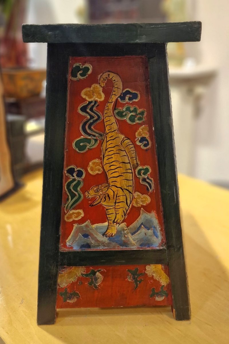 Tibet - Small Cabinet Decorated With Chimera And Tigers - 20th Century.-photo-4