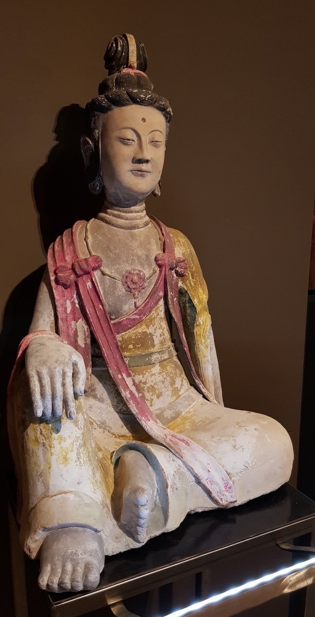 China - Large Polychrome Guanyin Statue - Qing Dynasty - 19th.-photo-1