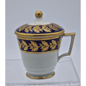 Creamer In Soft Porcelain From Tournai With Blue And Gold Oak Leaf Decor. 18th.