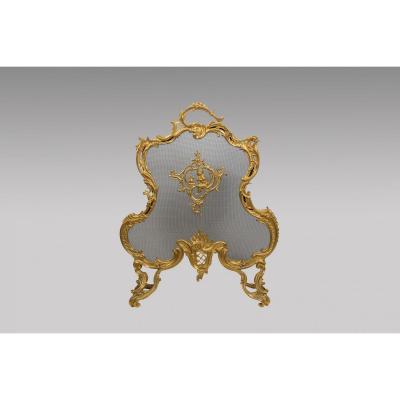 Ecran De Cheminée à Riche Décoration En Bronze Ciselé De Style Louis XV En Parfait état. 
