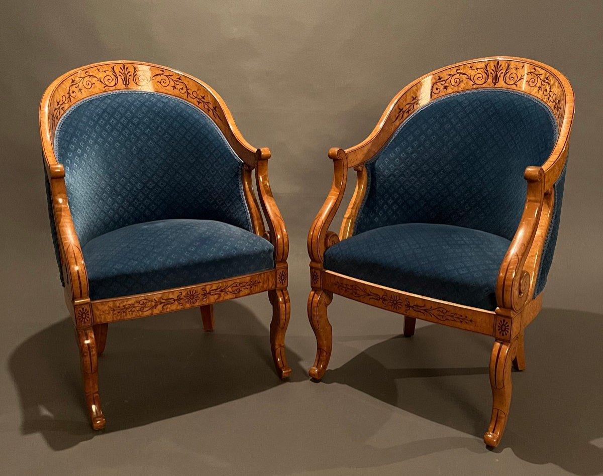 Paire de fauteuils gondoles d'époque Charles X en érable moucheté