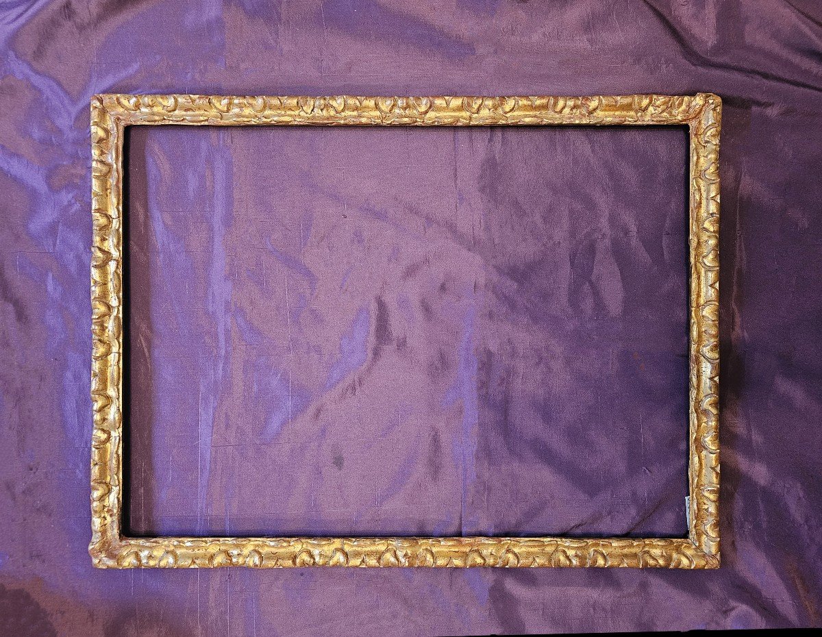 17th Century Gilded Wood Frame, 20-page Format (c24 0014)