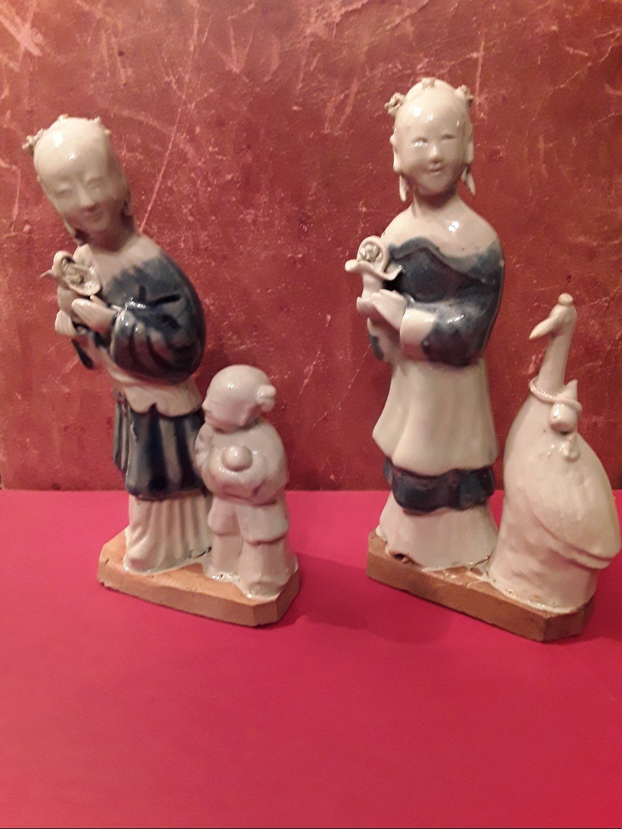 China 2 Celadon Porcelain Statuettes Qing Period Mid-18th Century Qianlong (1735-1796)