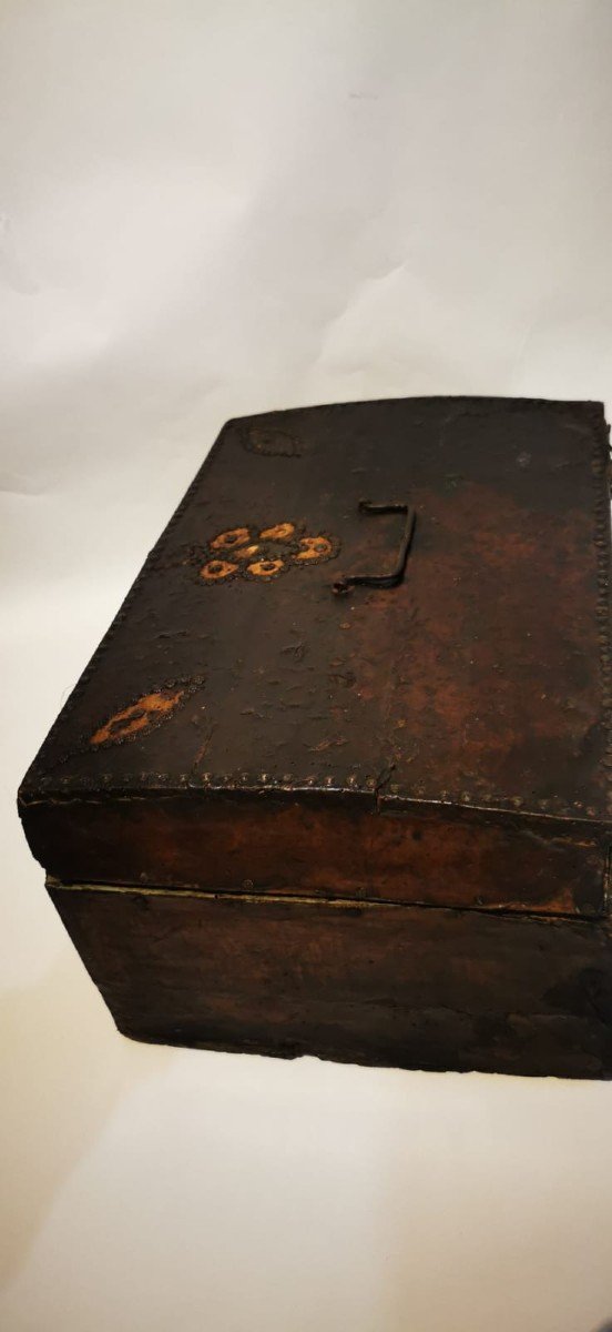 17th Century Studded Leather Box-photo-1