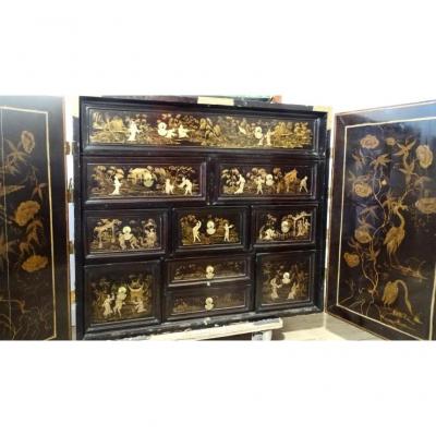 Lacquered Cabinet Japan Nineteenth